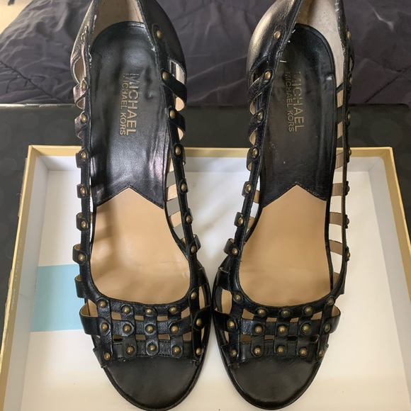 michael michael kors raquel studded suede sandal